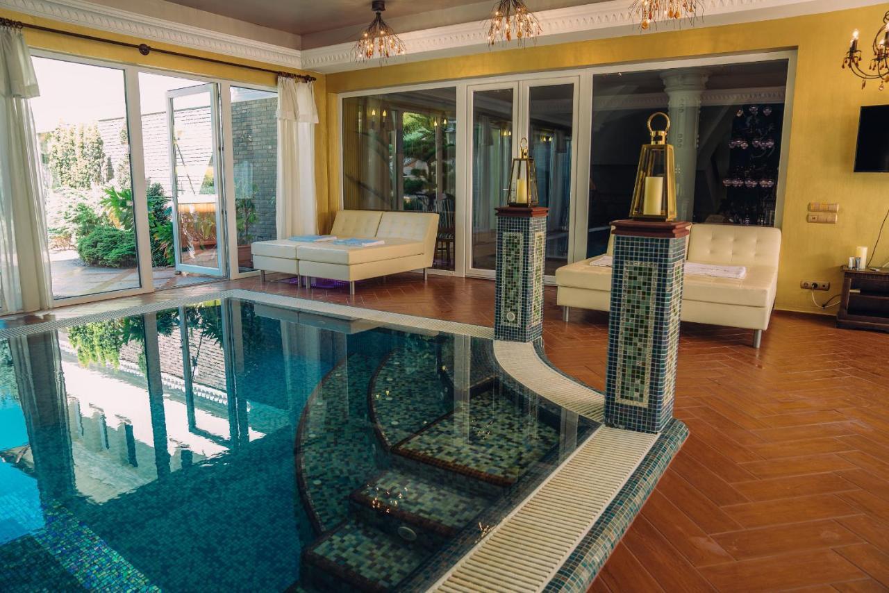 Erla Boutique 4* Эгер