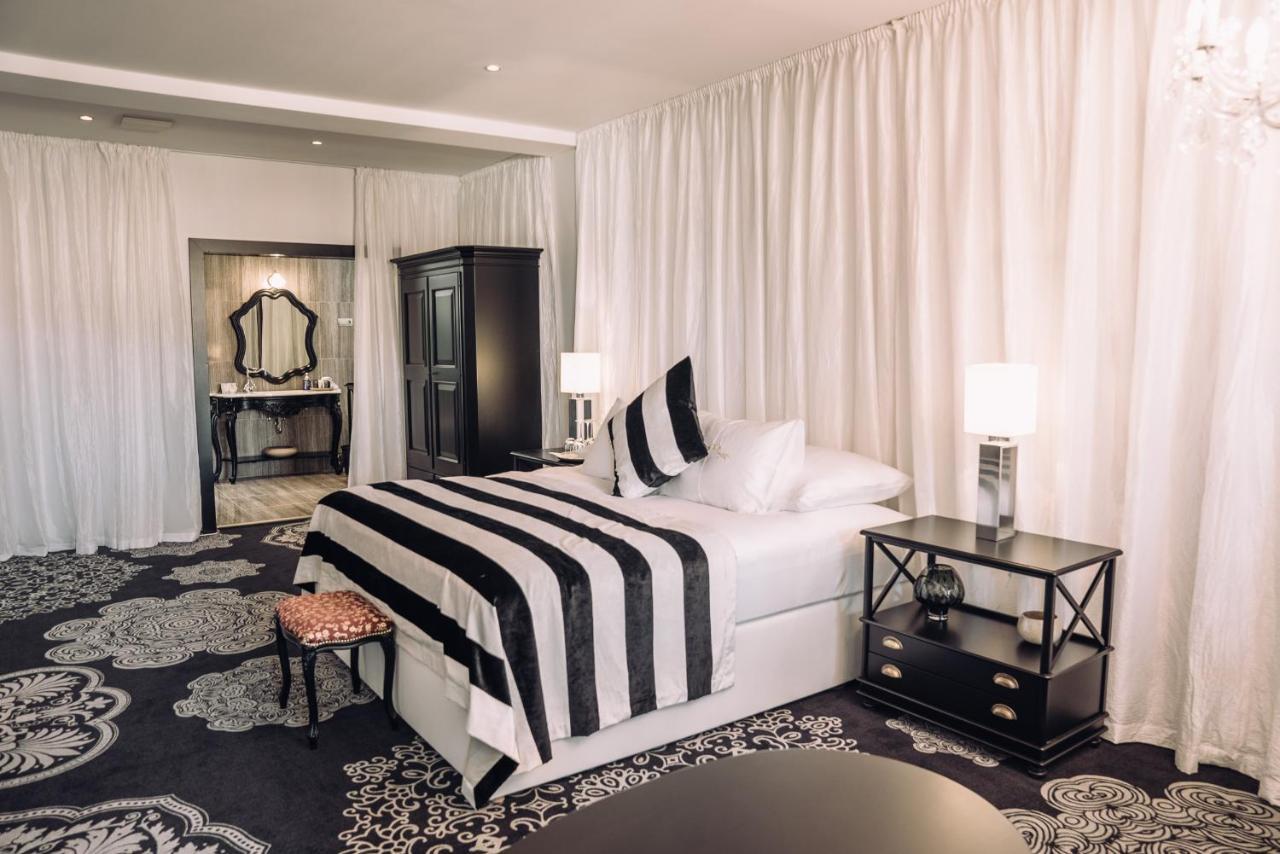 Отель Erla Boutique 4*